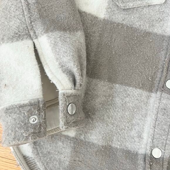 Abercrombie Tan Plaid Shacket XS Oversized Fit Coastal Cowgirl Jacket - Picture 8 of 11